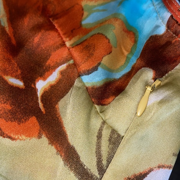 Essentials colorful floral tropical costal button up designer Blouse - Picture 6 of 13